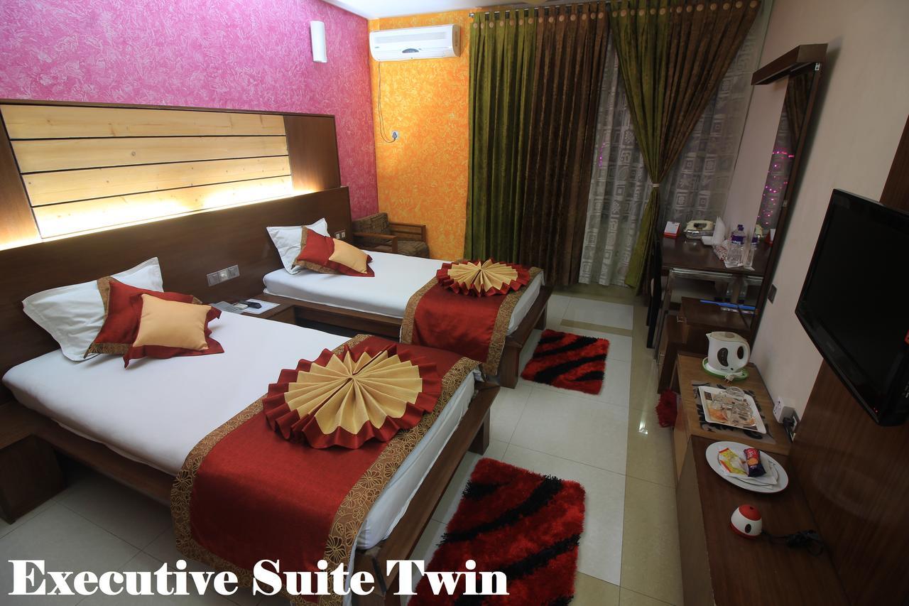 Tiger Garden Int Hotel Khulna Eksteriør billede