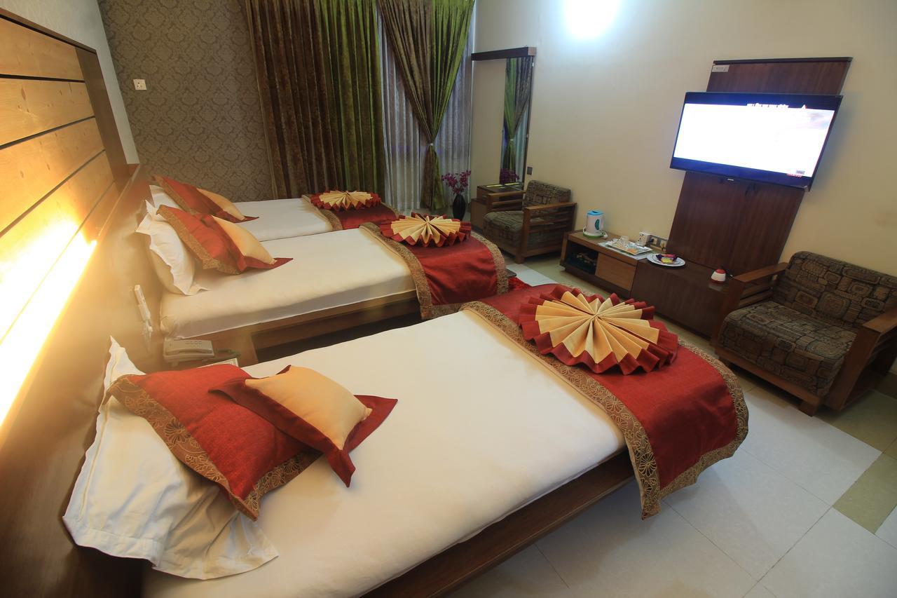 Tiger Garden Int Hotel Khulna Eksteriør billede