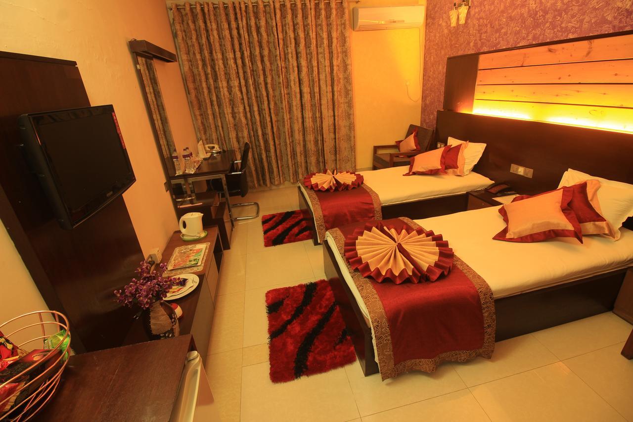 Tiger Garden Int Hotel Khulna Eksteriør billede