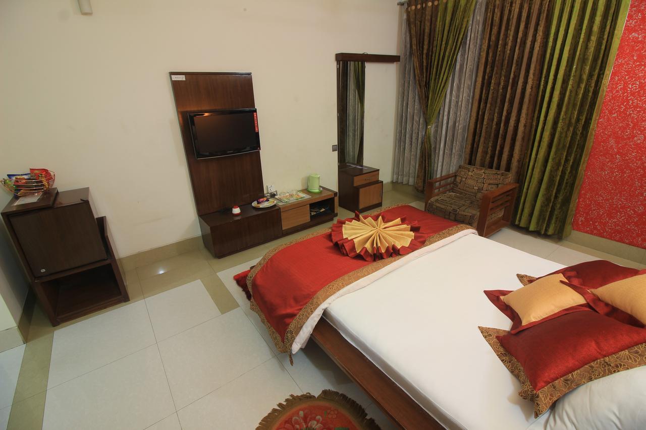 Tiger Garden Int Hotel Khulna Eksteriør billede
