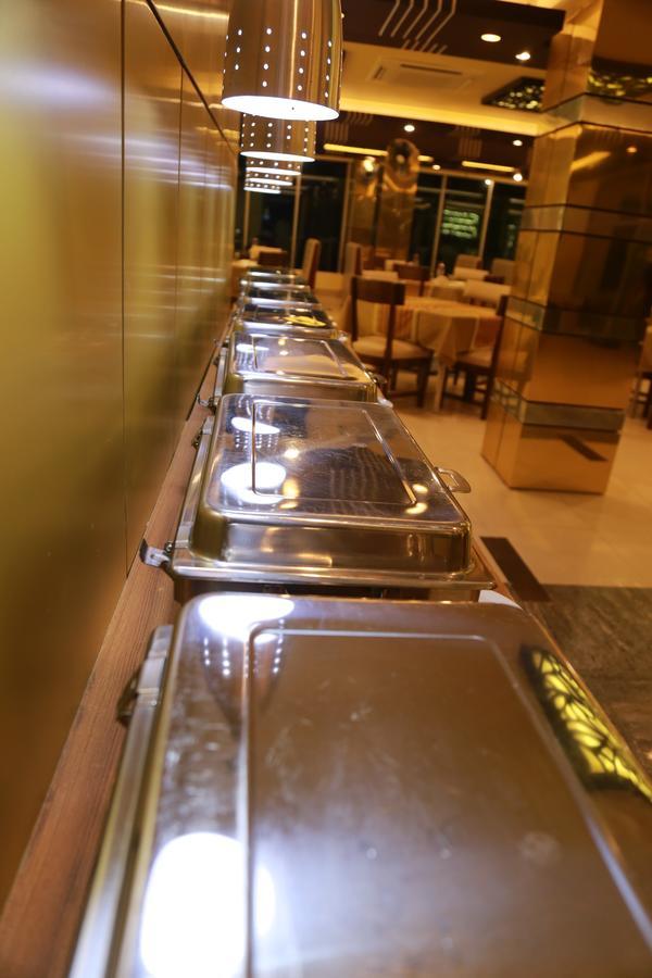Tiger Garden Int Hotel Khulna Eksteriør billede